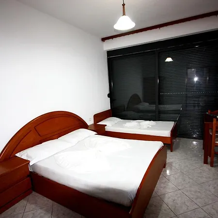 Hotel Kompleks Millennium 3*