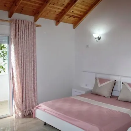 Hotel Kompleks Millennium 3*